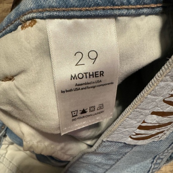 NWOT. MOTHER - SNACKS! The Fun Dip Utility Short Short - Picture 6 of 13